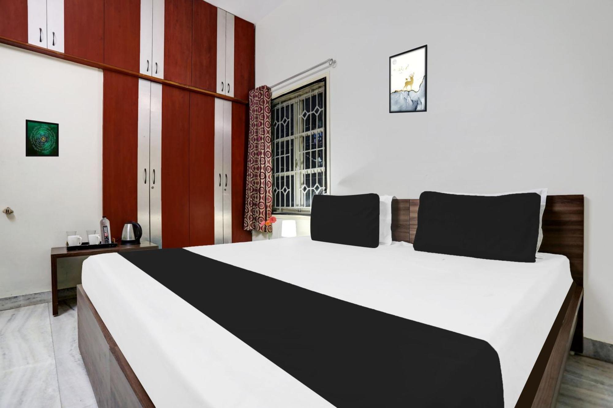 Super Hotel O Ashok Nagar Near Jntu College Kākināda Eksteriør bilde