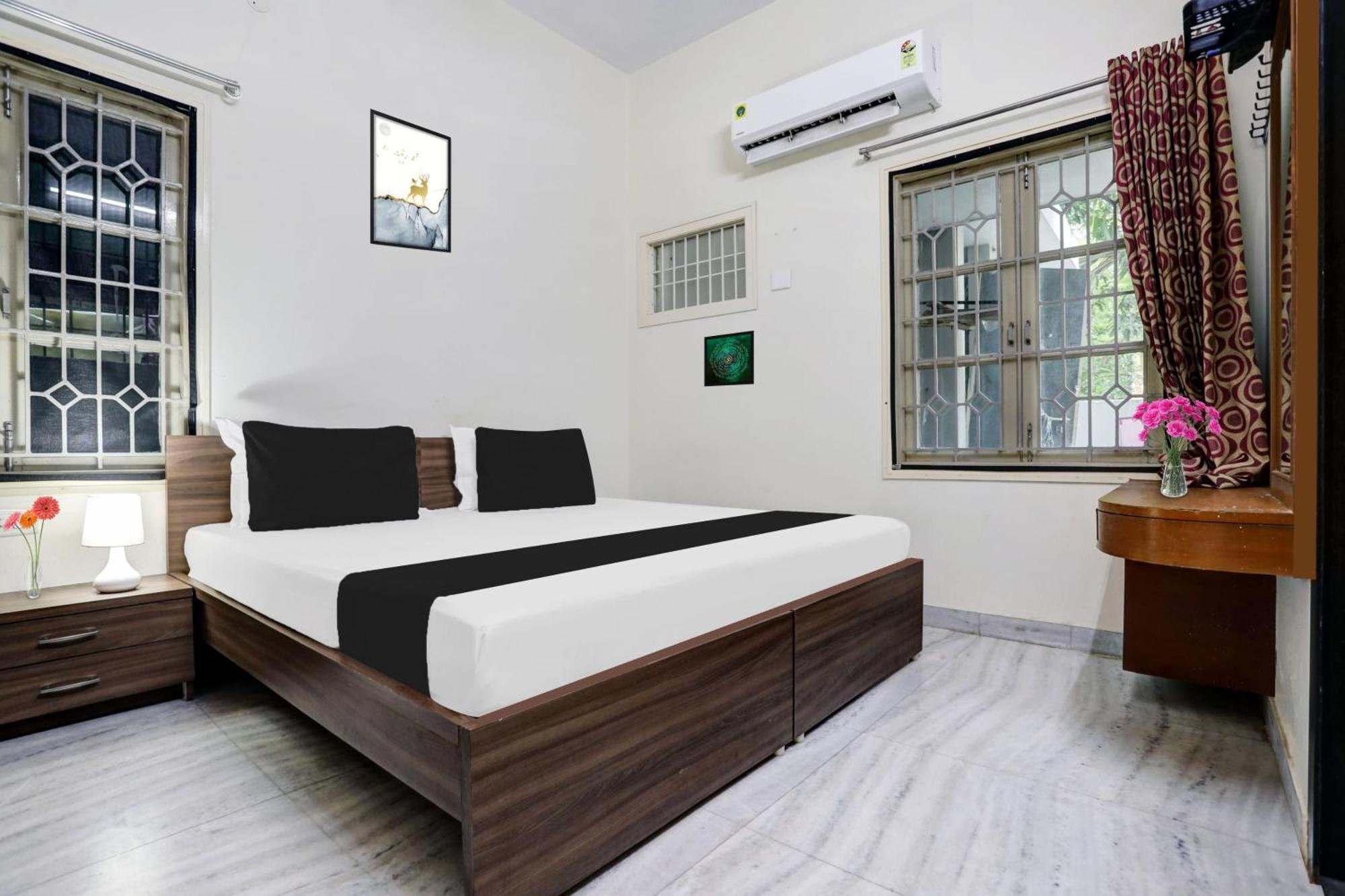 Super Hotel O Ashok Nagar Near Jntu College Kākināda Eksteriør bilde